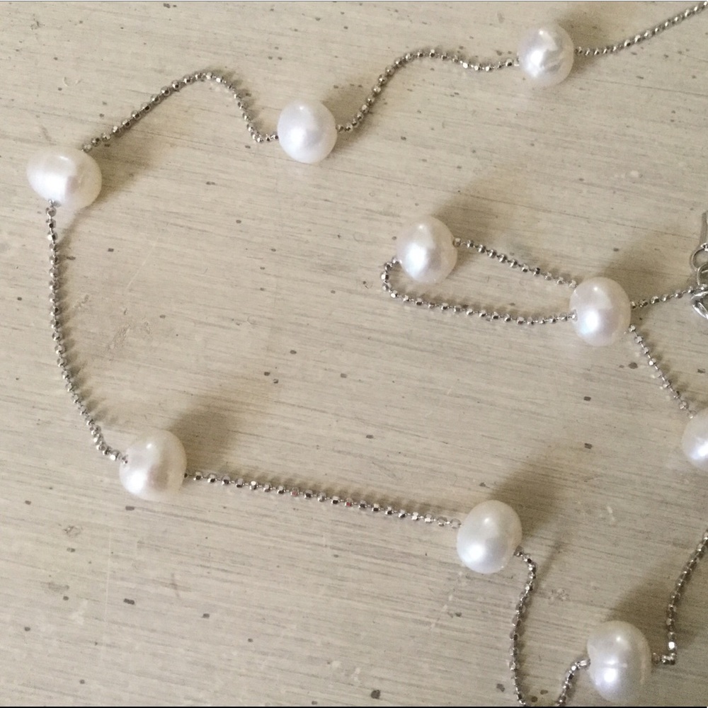 Silver and Pearl 16-18 Inch Necklace NWT